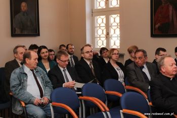 7-Wykladowcy-i-studenci-historii.jpg